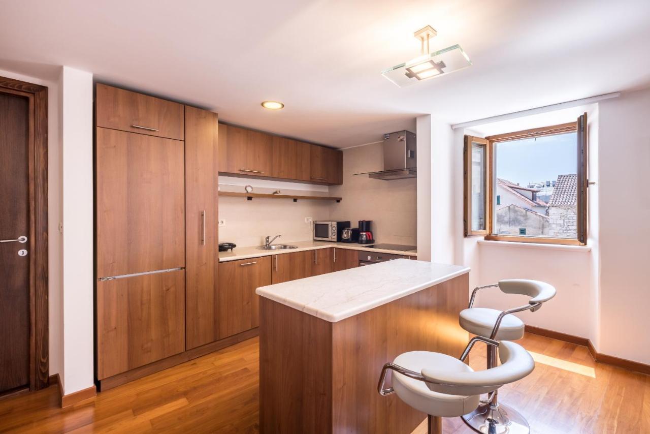 Peristil Apartment Split Exterior foto