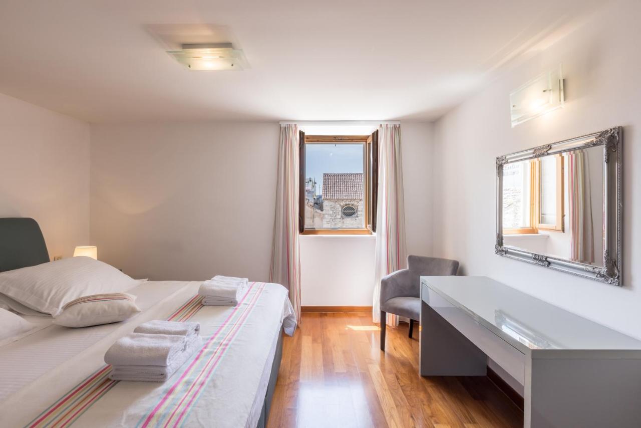 Peristil Apartment Split Exterior foto